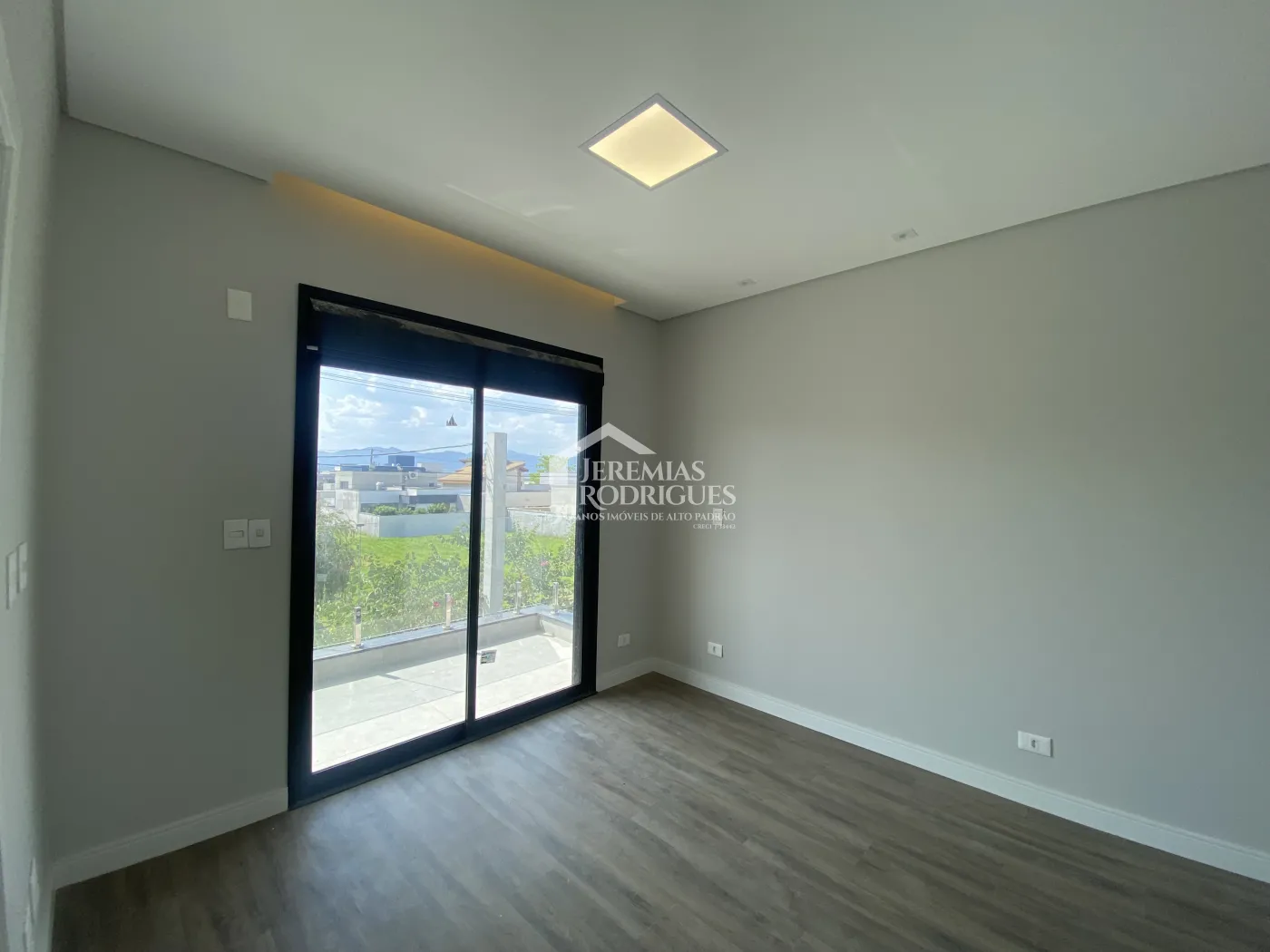 Sobrado com 5 suítes, 293 m² - Condomínio Ouro Ville - Taubaté/SP