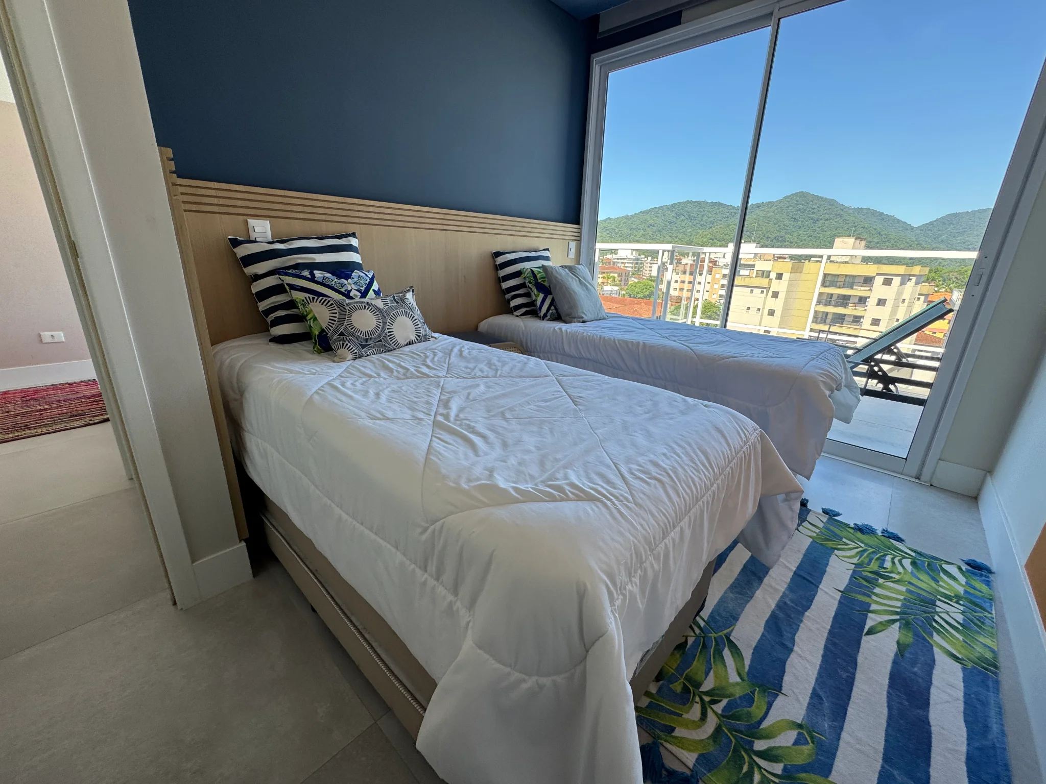 Cobertura à venda com 3 suítes, 177 m² no Condomínio Porto Damy em Ubatuba/SP. 