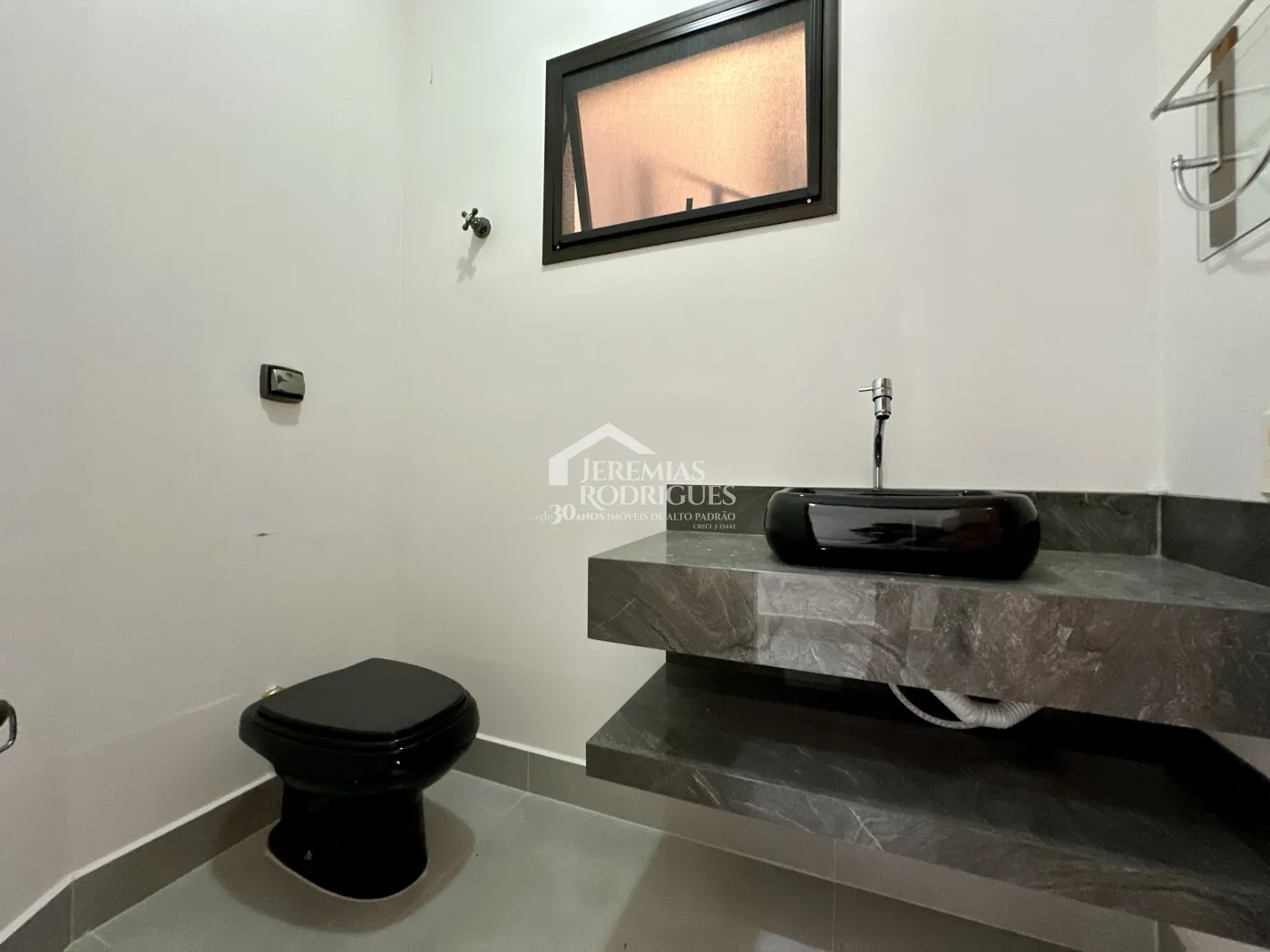 Casa para locação no Condomínio São Charbel em Taubaté/SP. — foto 6