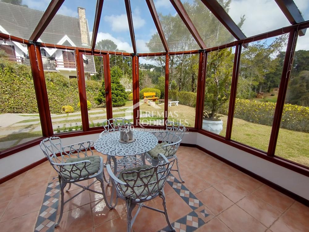 Casa com 4 suítes, 204 m² - Condomínio Jardim Véu da Noiva - Campos do Jordão/SP