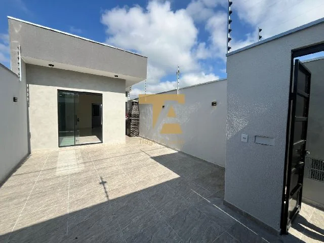 Casa no Portal dos Eucaliptos em Pindamonhangaba com suíte e closet