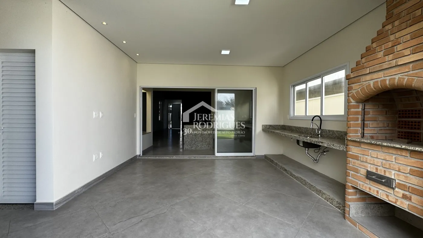 Casa à venda no Condomínio Reserva Bonsucesso em Pindamonhangaba/SP