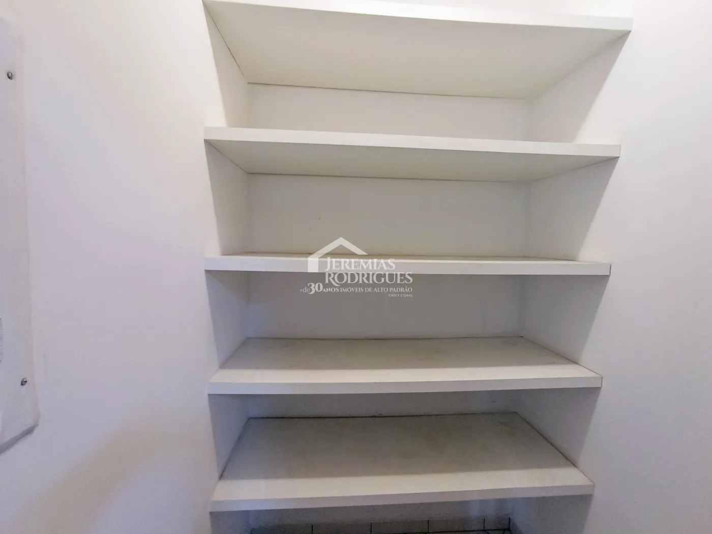 Casa para venda e locação com 3 dormitórios no Condomínio Taubaté Village em Taubaté/SP