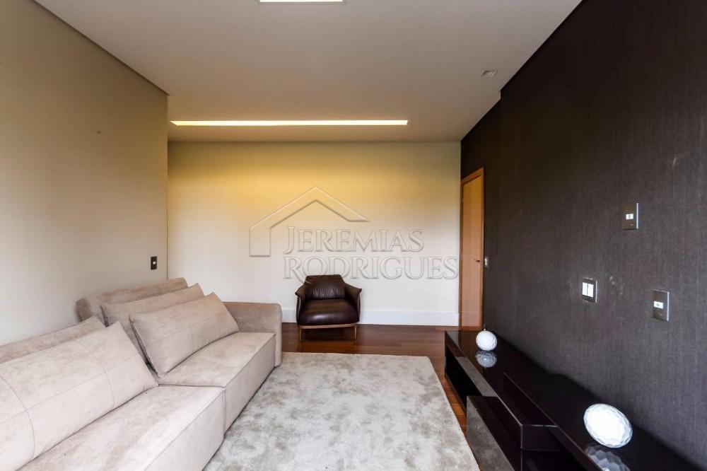 Apartamento para venda com 4 suítes no Edifício Supreme Residence em Taubaté/SP