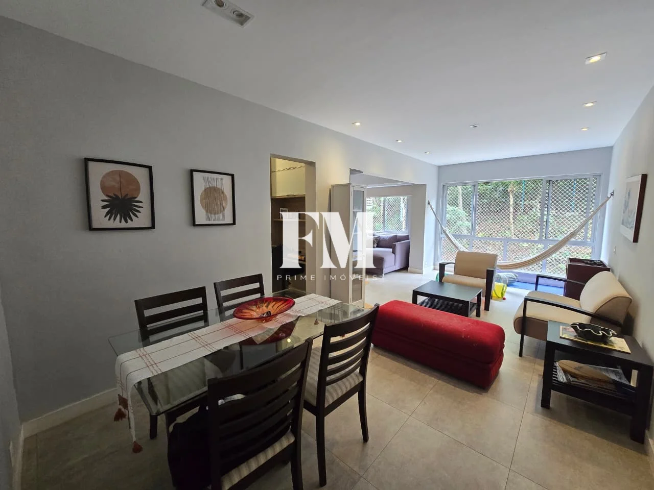 Exclusividade em Copacabana | Rua Marechal Mascarenhas de Morais | Modernizado | Original 3 Quartos | 100m² com Vaga e Lazer Completo - foto 11