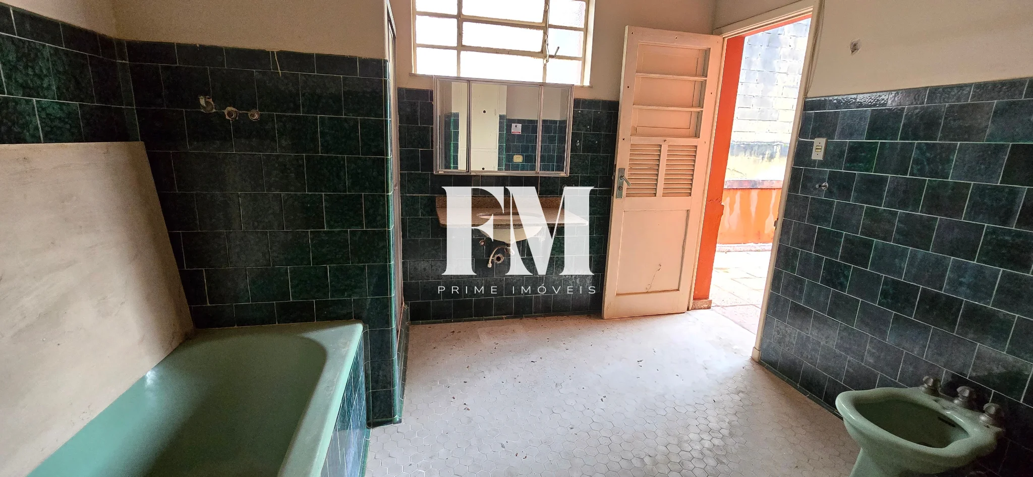 Residência Exclusiva em Centro de Terreno em Laranjeiras - foto 56