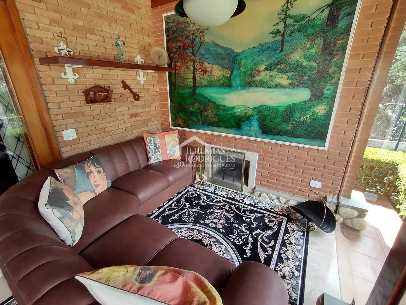 Casa com 4 dormitórios, 265 m² -  Alto do Capivari - Campos do Jordão /SP