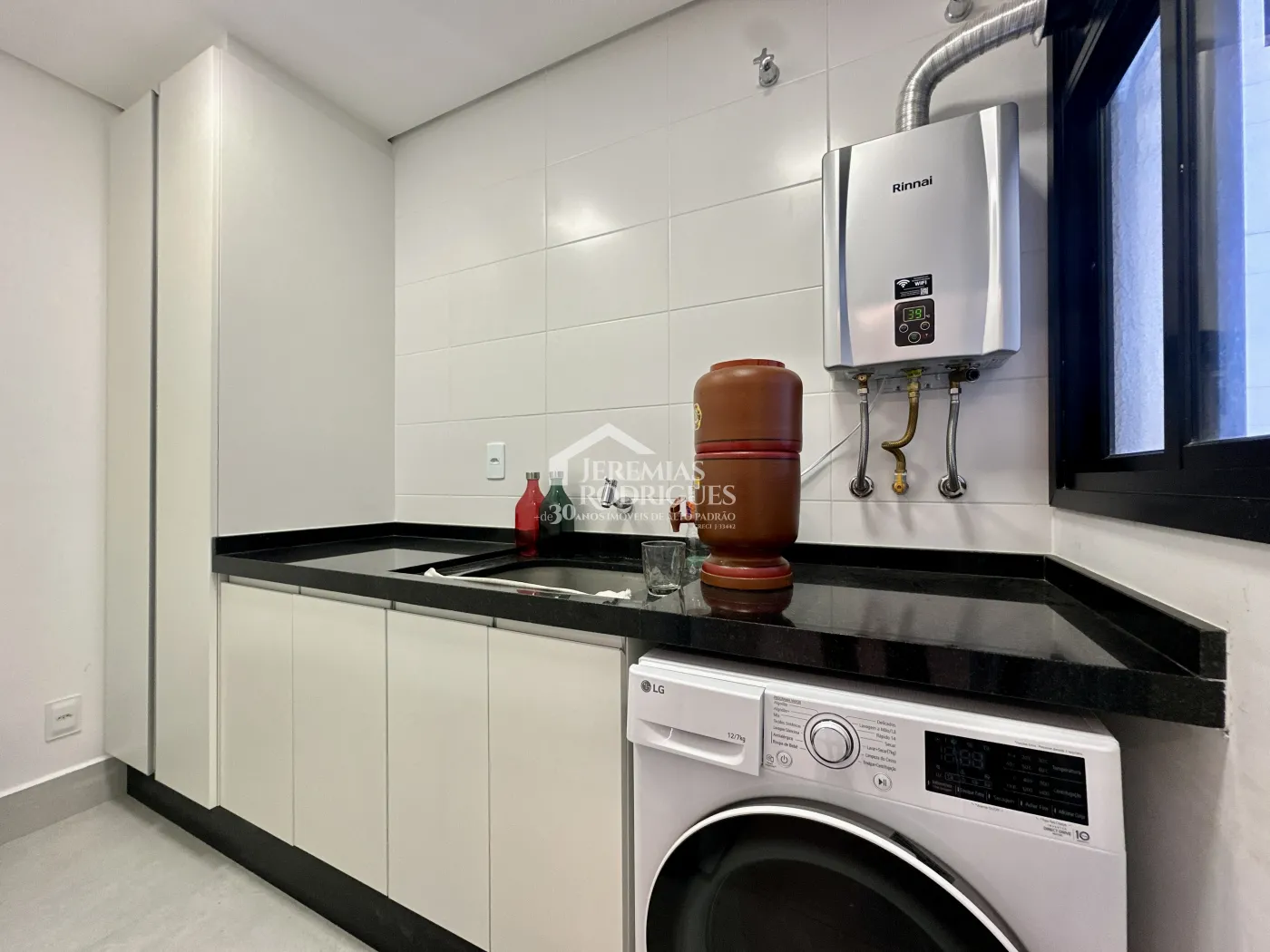 Apartamento à venda com 3 dormitórios, 109 m² no Edifício Lucca em Taubaté/SP
