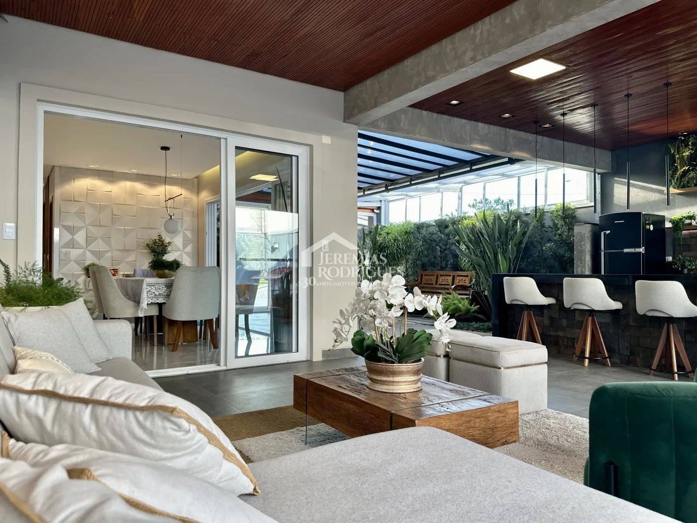 Casa com 3 suítes, 329 m² - Condomínio Ouro Ville - Taubaté/SP.