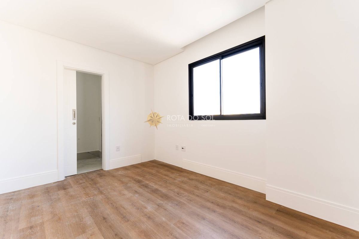 Maison Lafayette Apartamento 4 Suítes Meia Praia Itapema SC