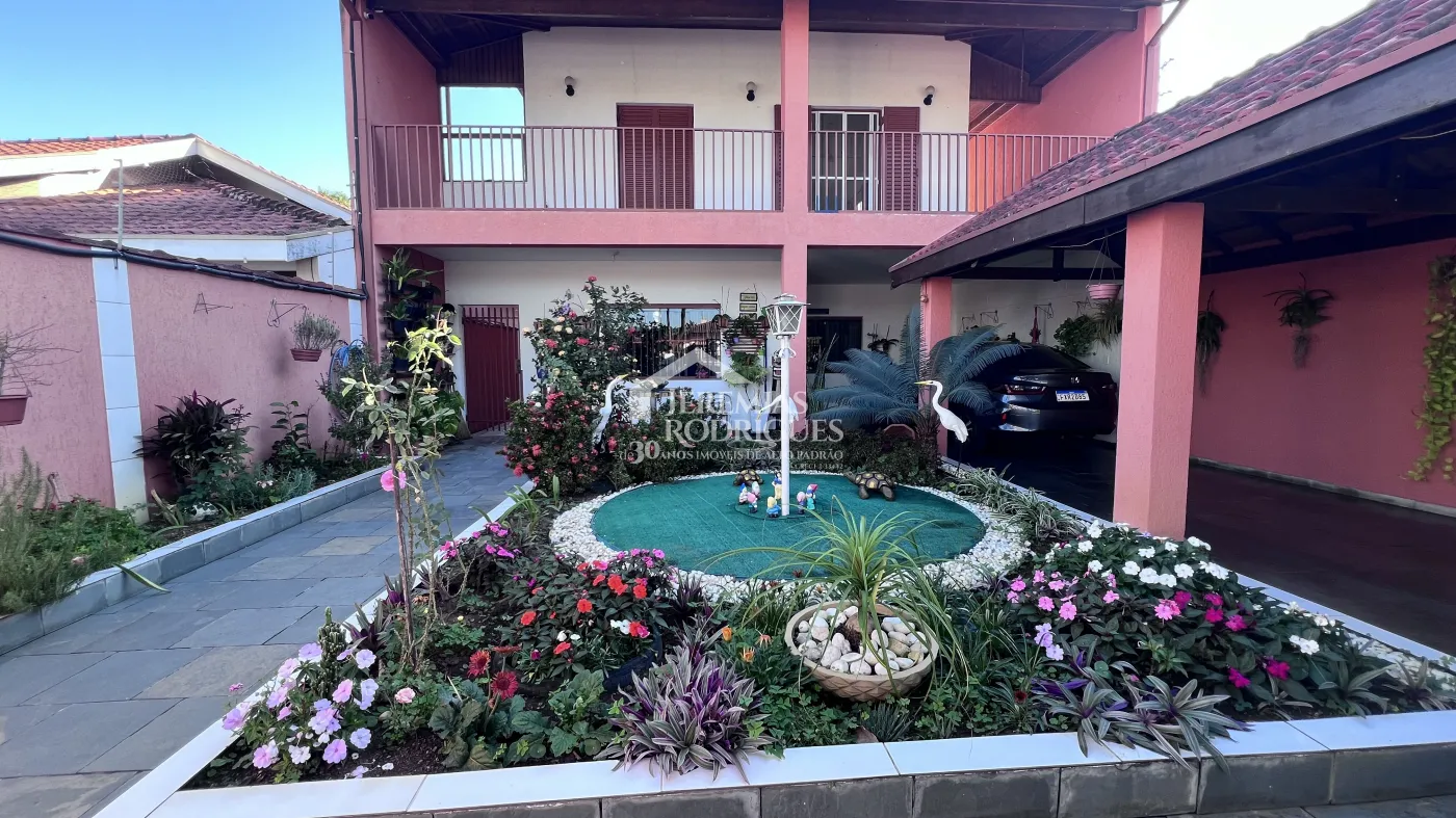Casa com 5 dormitórios, 349 m² - Parque Santo Antônio - Taubaté/SP