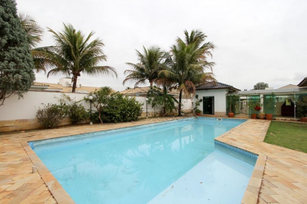 Casa à venda por R$ 2.000.000,00 - Tremembé/SP