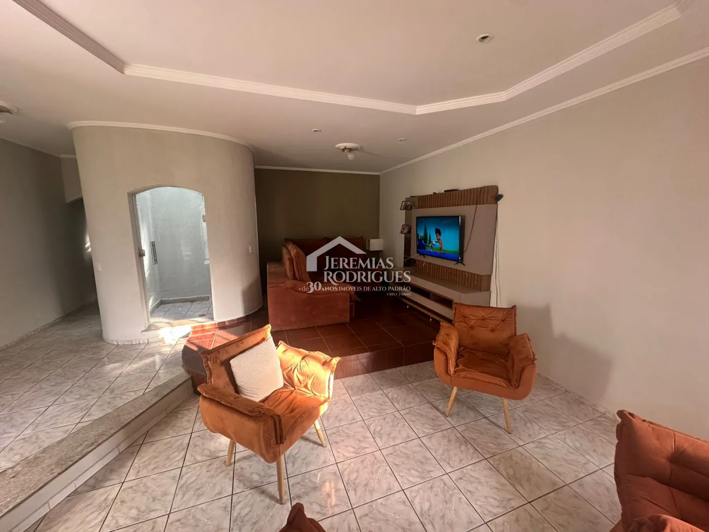 Casa para venda e locação com 3 dormitórios no bairro Jardim Residencial Doutor Lessa em Pindamonhangaba/SP