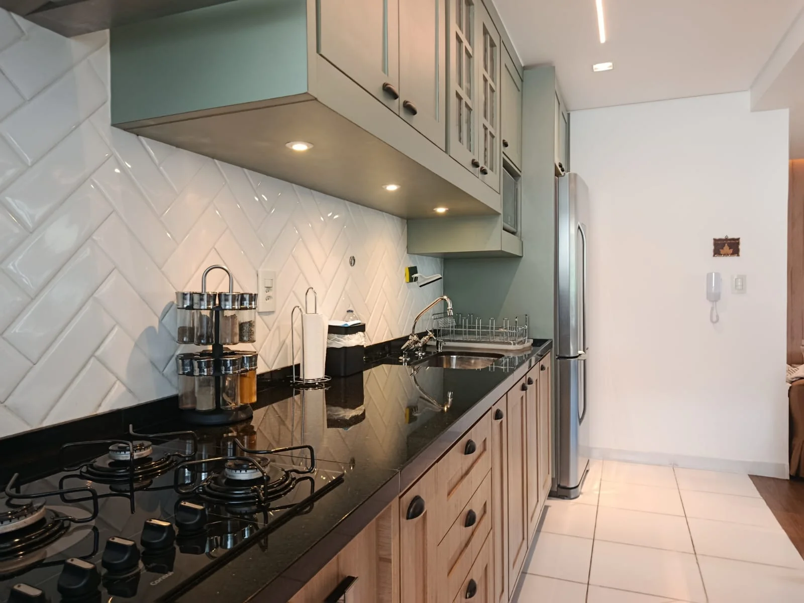 Apartamento à venda com 3 suítes no Edifício Le Premier em Campos do Jordão/SP. 