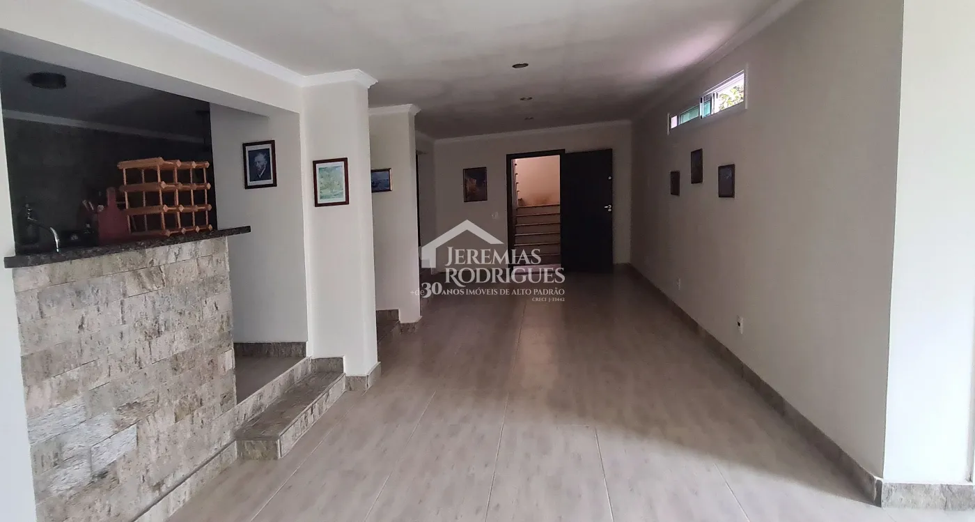 Casa para venda com 5 dormitórios no Condomínio Residencial Parque da Mantiqueira em Santo Antônio do Pinhal/SP