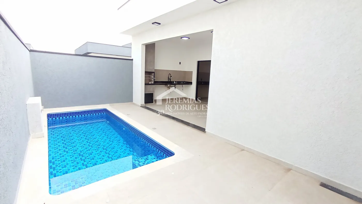 Casa à venda com 3 dormitórios no Condomínio Perolas do Vale em Tremembé/SP.