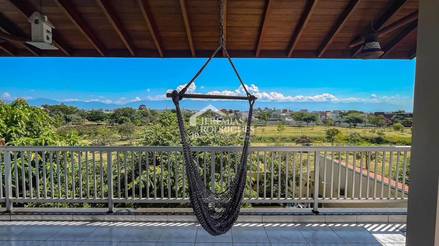 Casa com 2 quartos, 240 m² - Condomínio Real Ville - Pindamonhangaba/SP