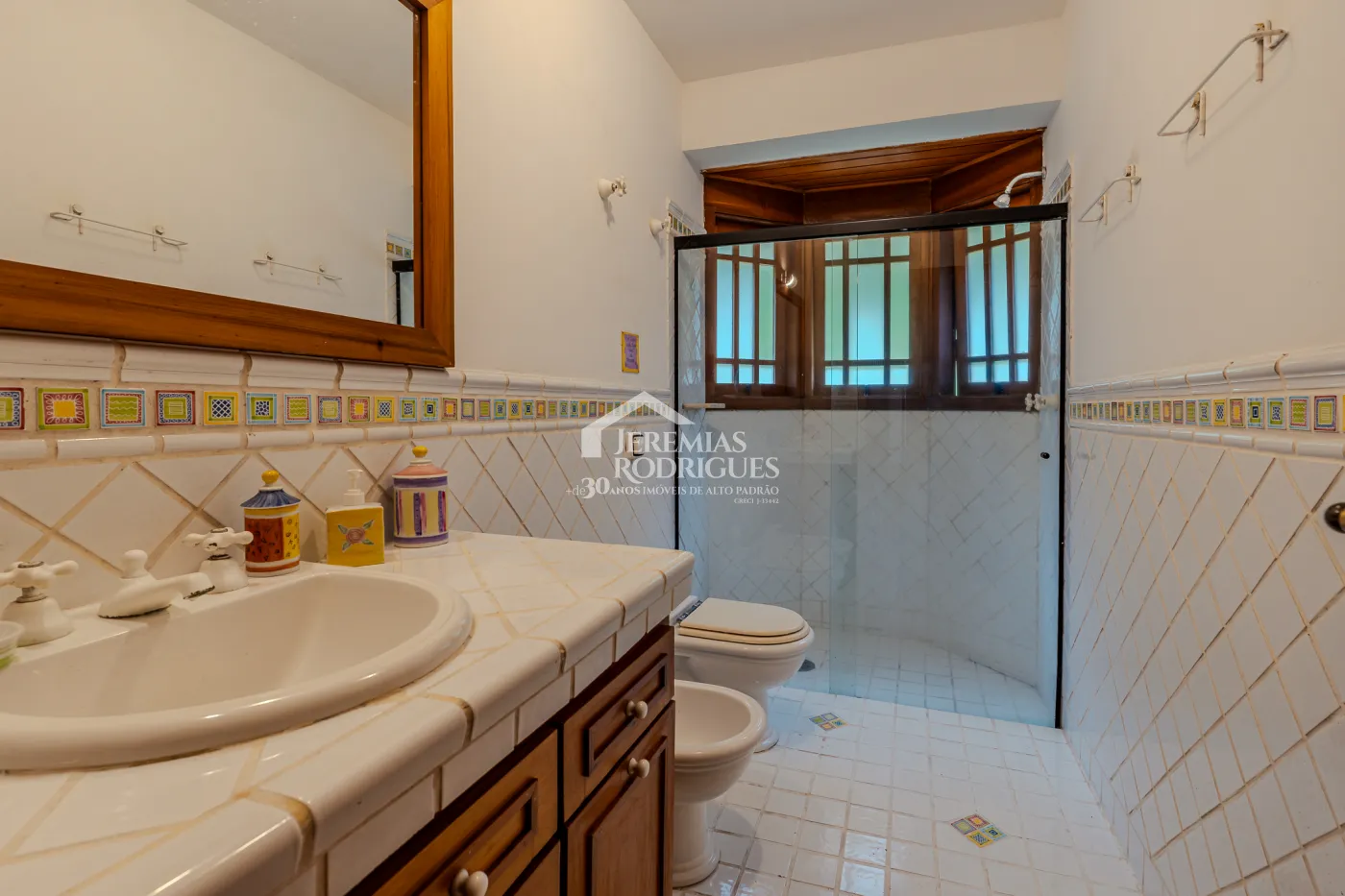 Casa de Campo à venda com 5 suítes no bairro Reinópolis em Santo Antônio do Pinhal/SP