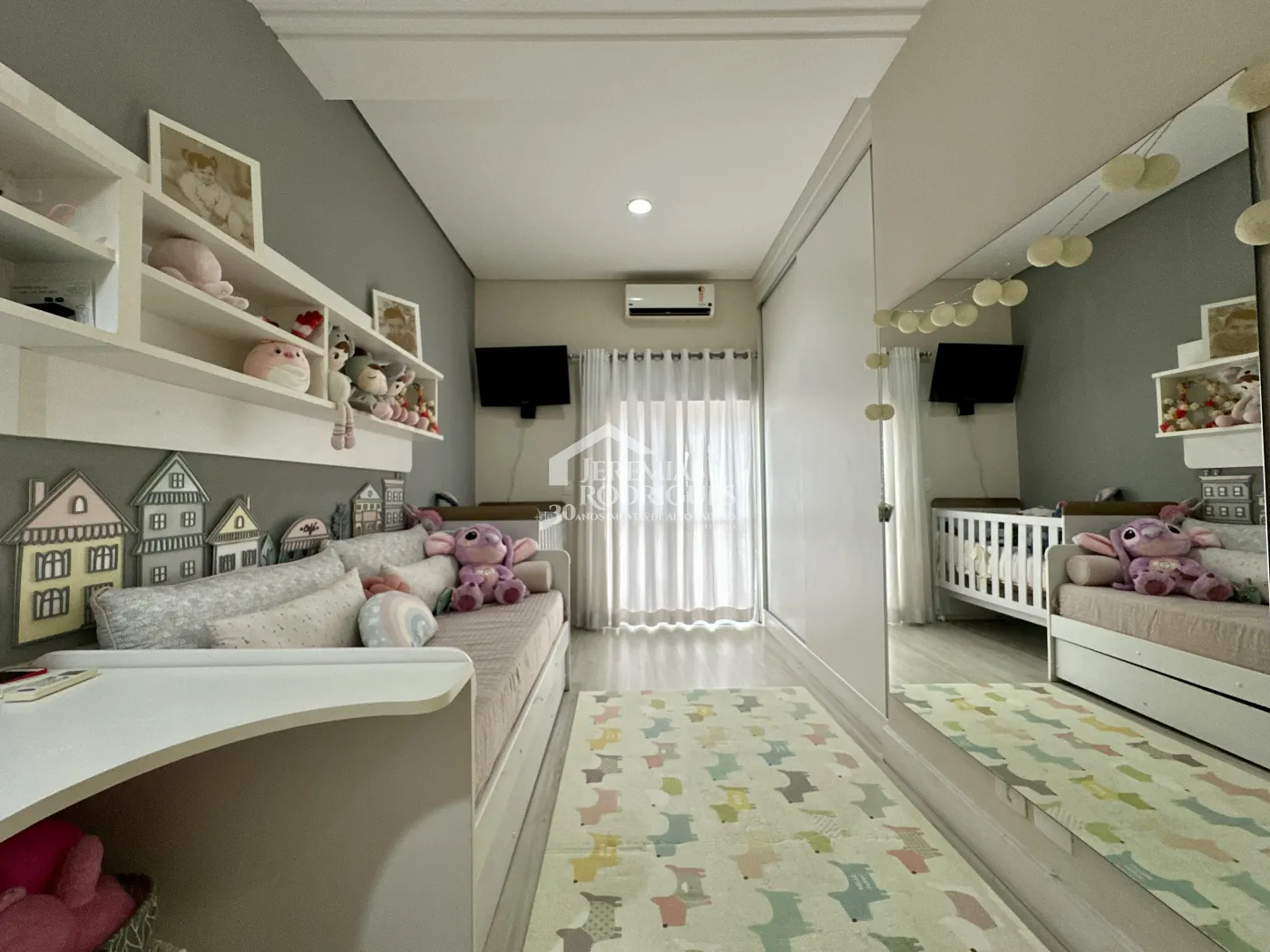 Casa à venda com 3 dormitórios no Condomínio Campos do Conde I em Tremembé/SP