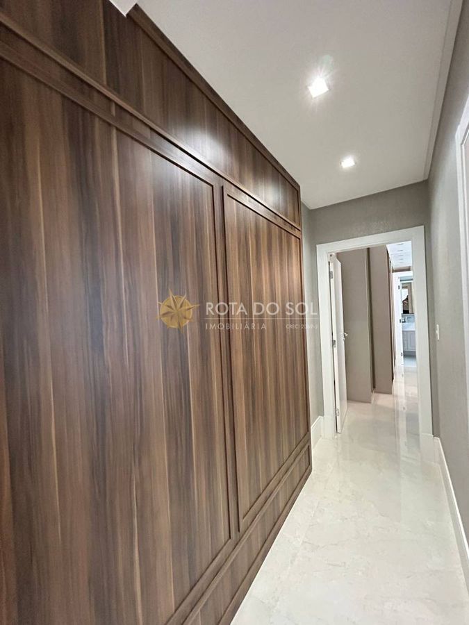 Cartier Apartamento Frente Mar Decorado 4 Suítes em Meia Praia Itapema SC — foto 19