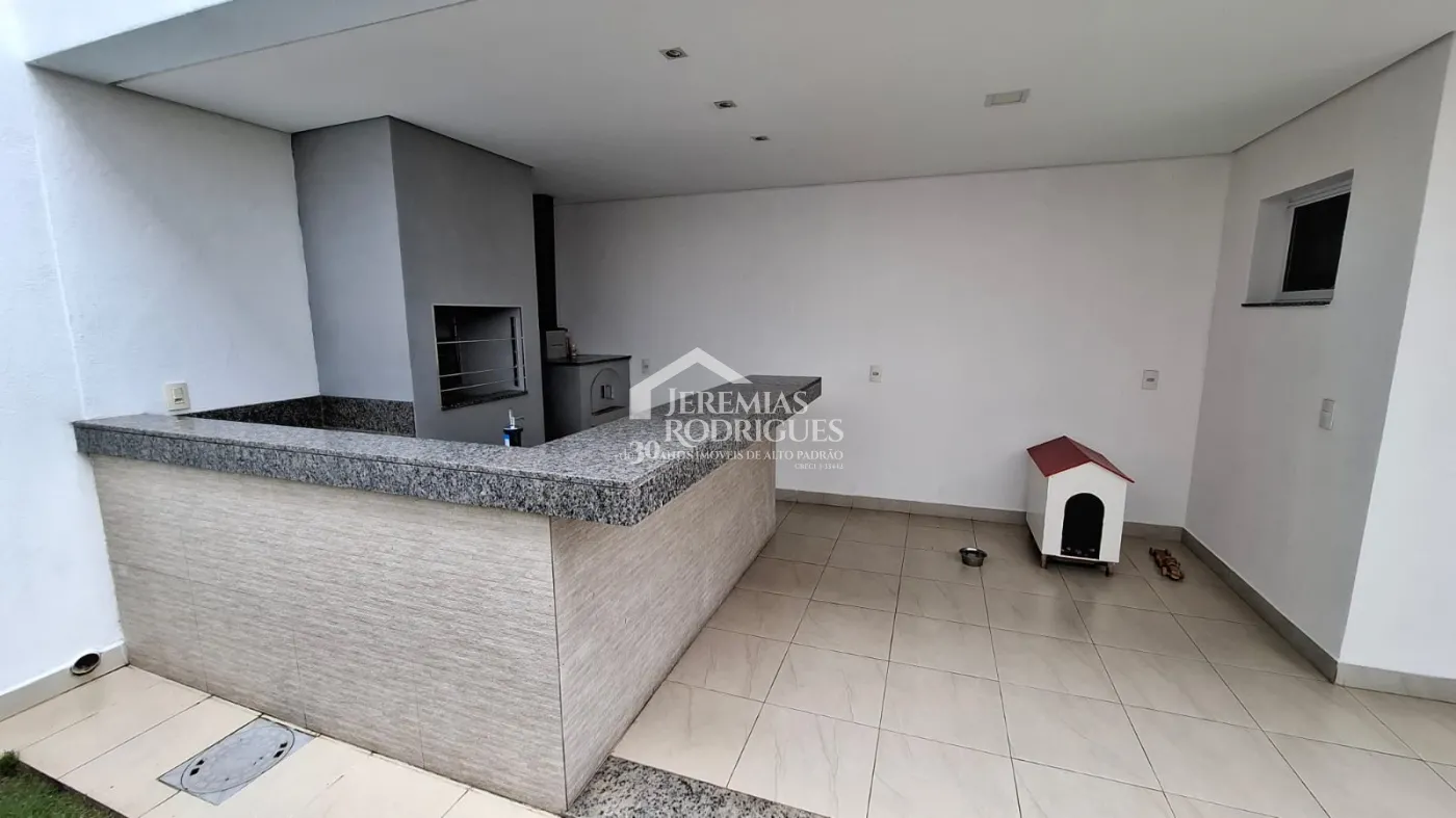 Casa à venda com 3 dormitórios no Condomínio Campos do Conde II - Chambord em Tremembé/SP