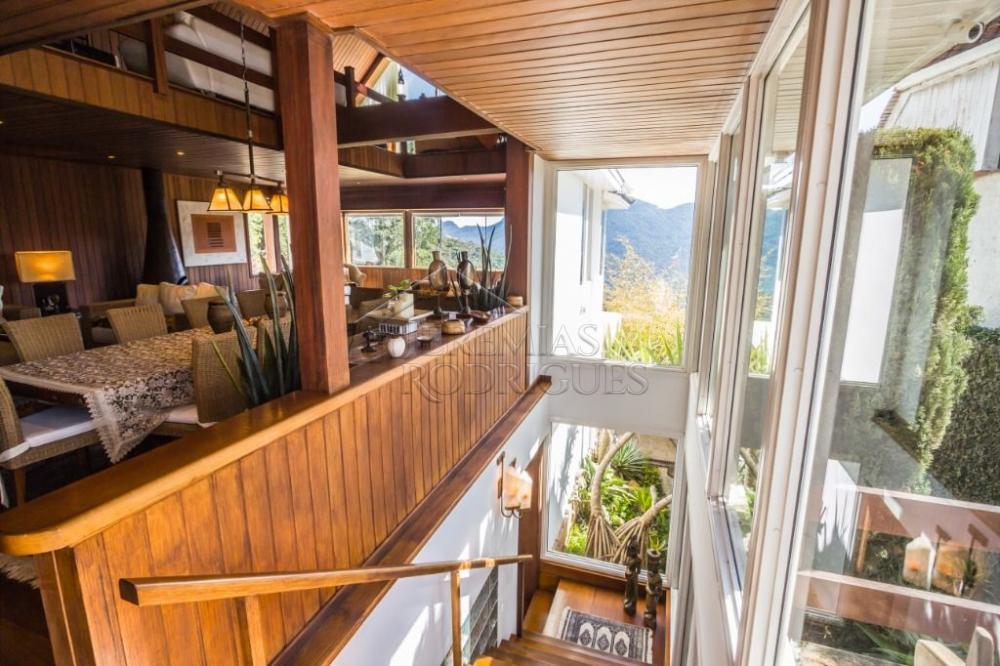 Casa à venda por R$ 6.350.000,00 - Campos do Jordão/SP