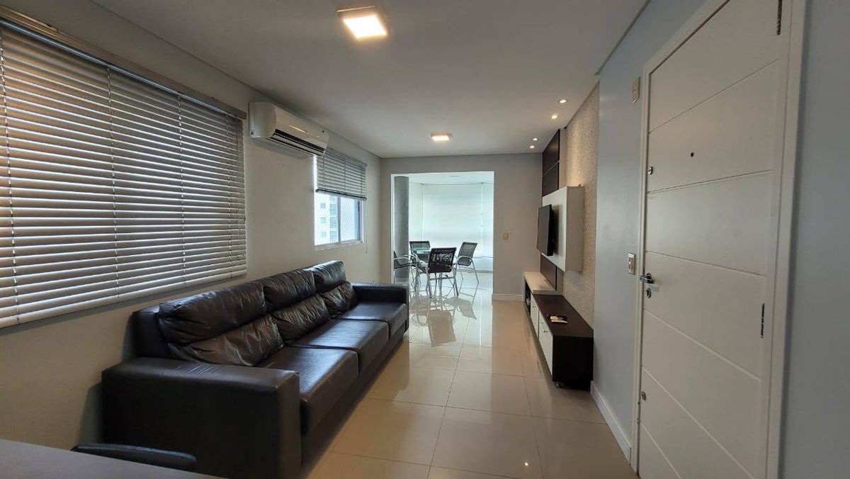 Apartamento Quadra Mar 2 Quartos Meia Praia Itapema SC
