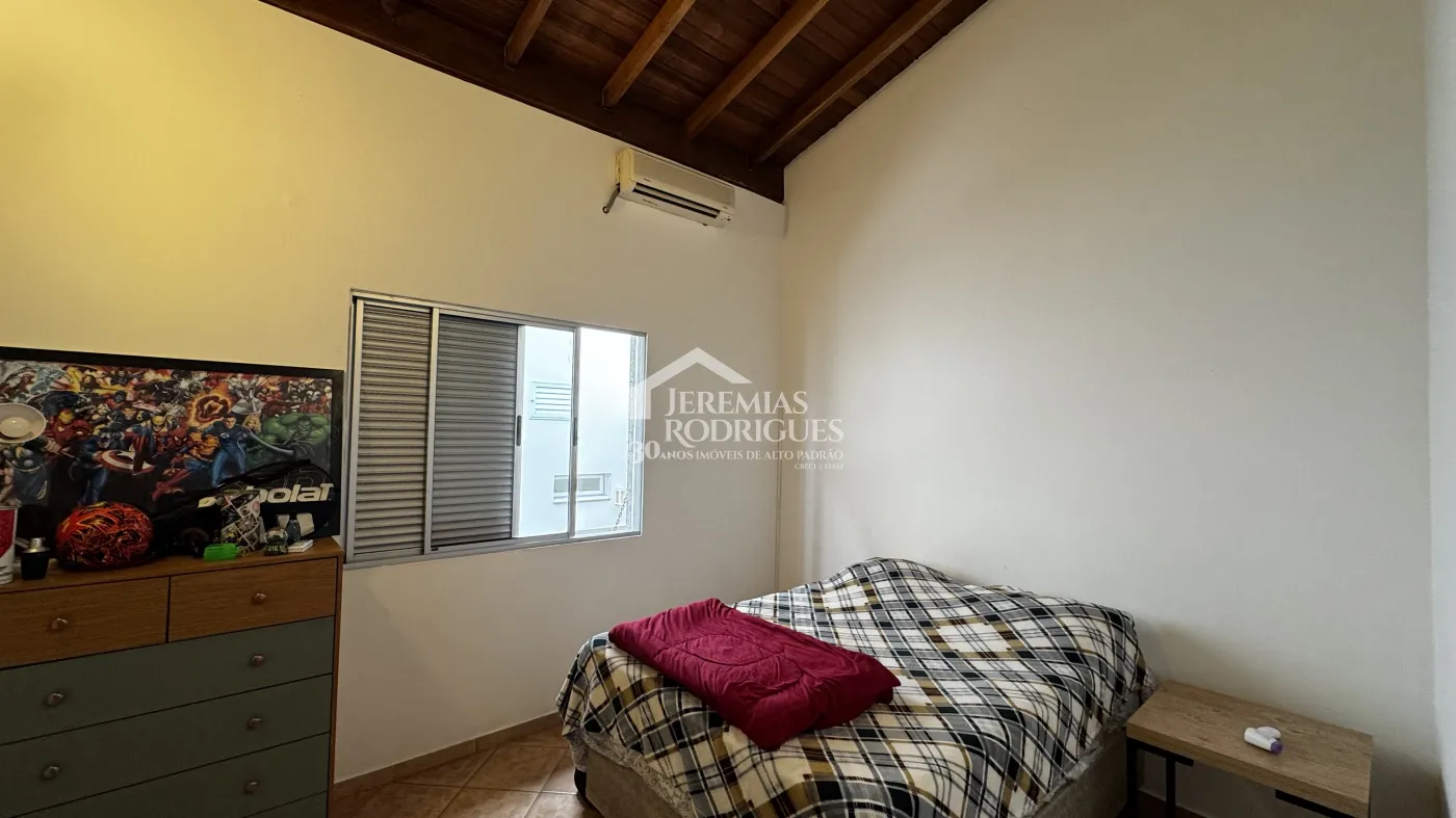 Casa à venda com 5 dormitórios no Condomínio Real Ville em Pindamonhangaba/SP