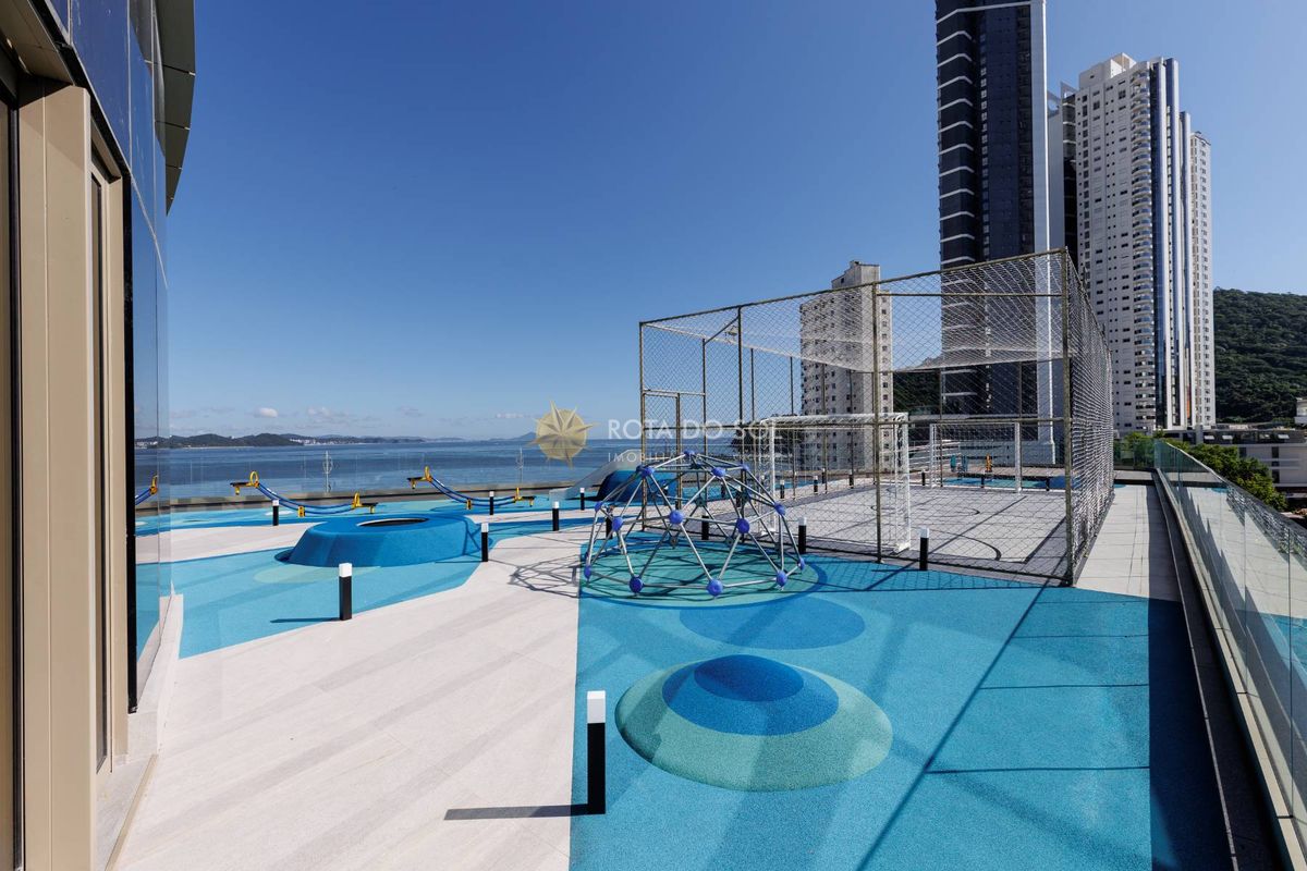 Yachthouse Apartamento Alto Padrão 4 Suítes no Centro de Balneário Camboriú SC