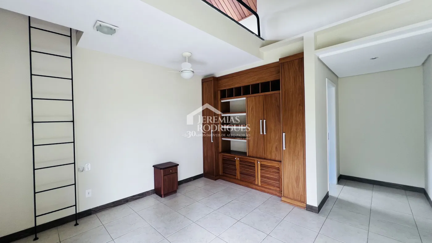 Casa com 8 dormitórios, 900 m² - Condomínio Portal da Serra - Taubaté/SP