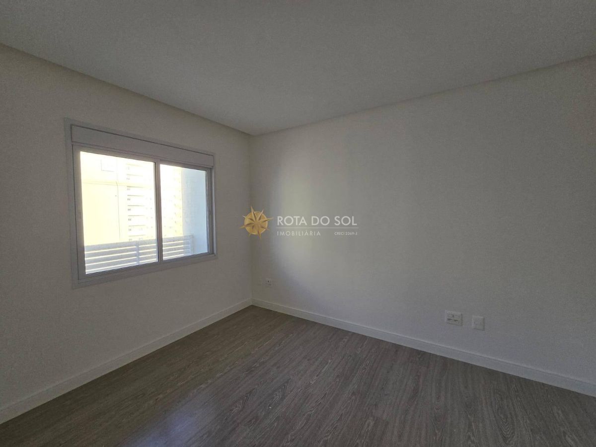 Grand Provence Apartamento Vista Mar 4 Suítes Meia Praia Itapema SC