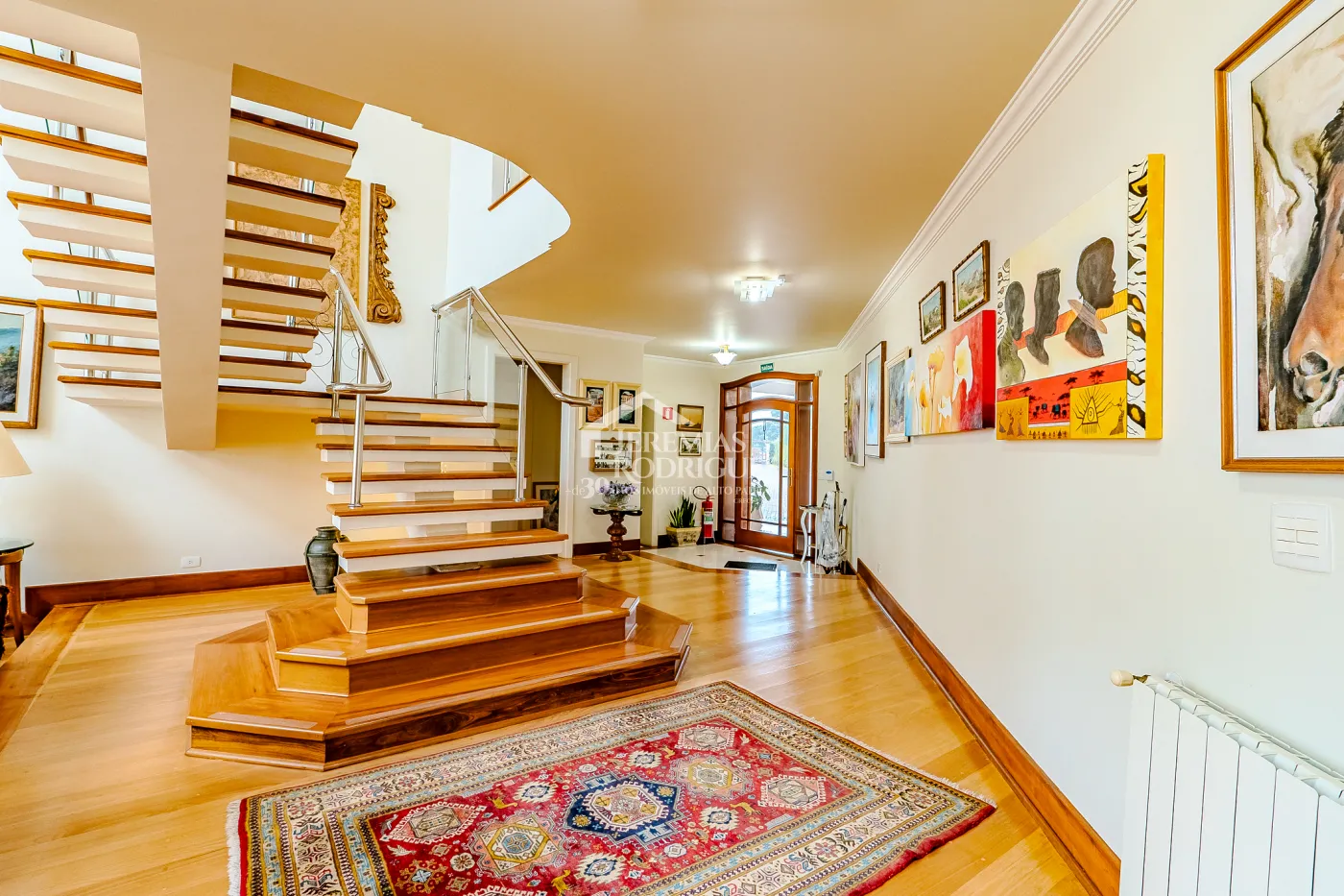 Casa à venda no Parque Pedra do Baú em Campos do Jordão/SP.