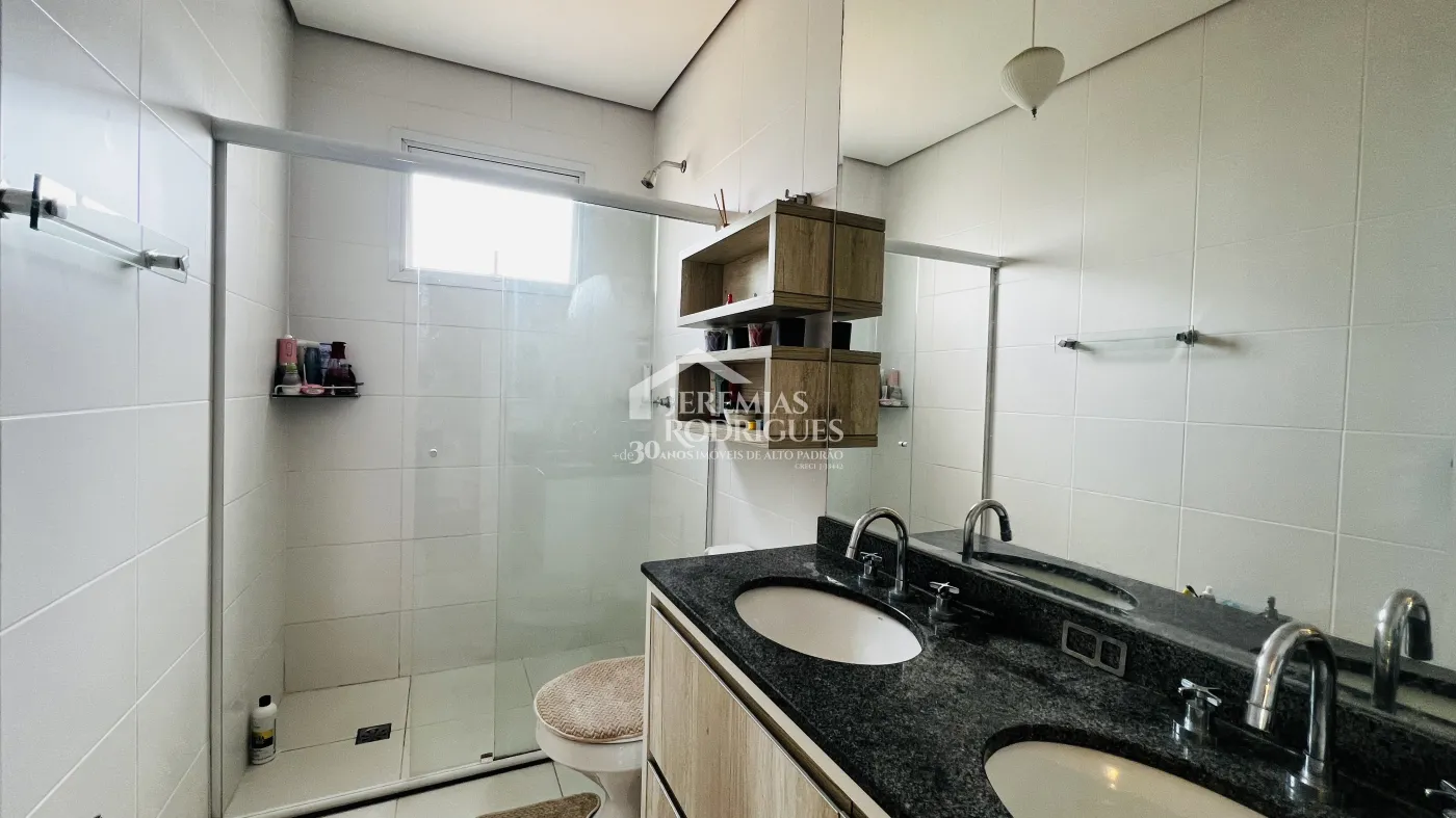 Apartamento à venda com 3 suítes, 146 m² no Edifício Vert Residence em Taubaté/SP