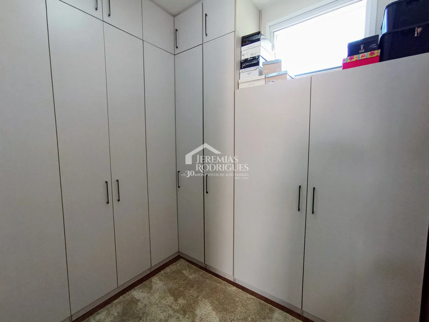 Casa para venda com 3 dormitórios no Condomínio Campos Do Conde II Versailles em Tremembé/SP