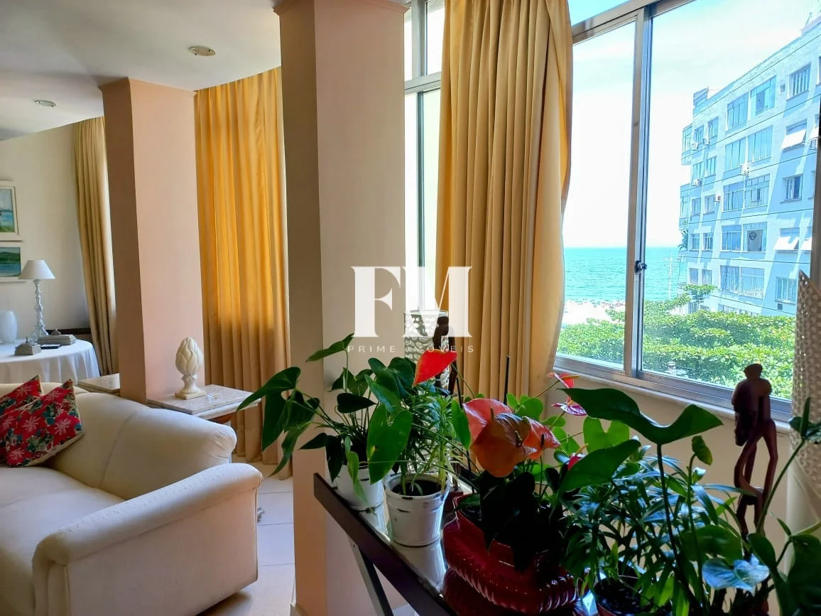 Copacabana | Rua Domingos Ferreira | Original 4 Quartos | 210m² com Varanda, Vaga e Próximo à Praia e ao Metrô - foto 6
