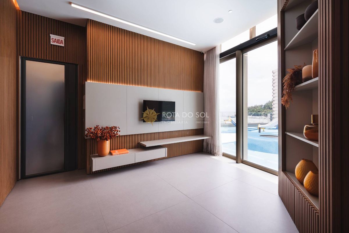 Yachthouse Apartamento Alto Padrão 4 Suítes no Centro de Balneário Camboriú SC