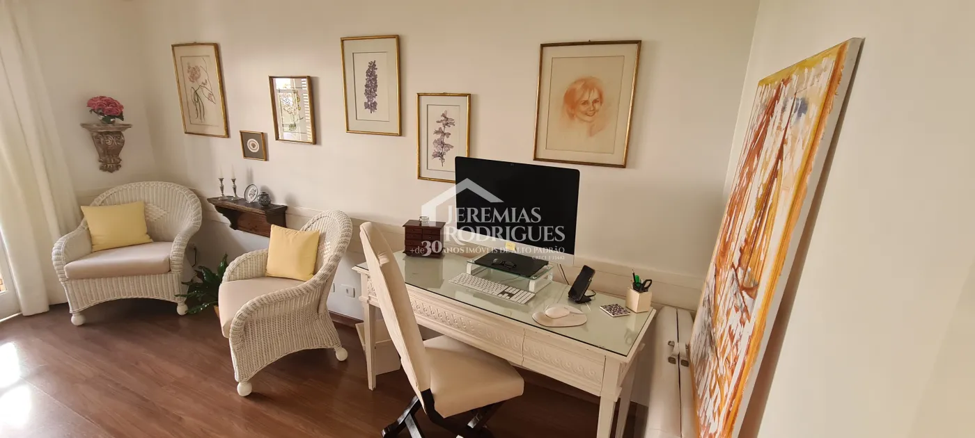 Apartamento à venda com 4 suítes no Edifício Evergreen em Campos do Jordão/SP