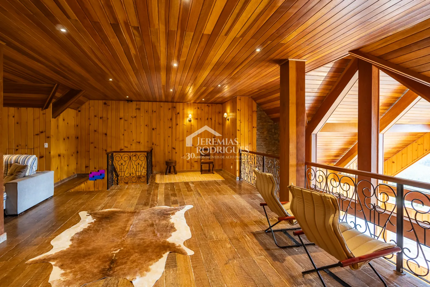 Fazenda com 2.904.000 m² - Sapucaí-Mirim - MG