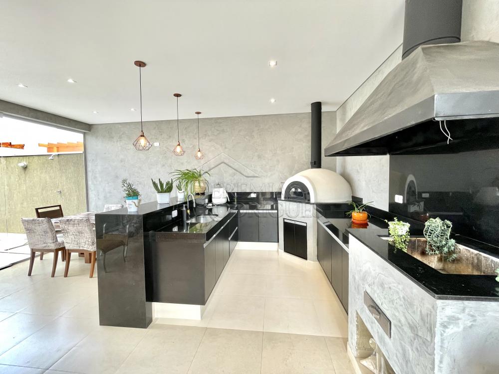 Casa com 4 quartos, 306 m² - Condomínio Ouro Ville - Taubaté/SP