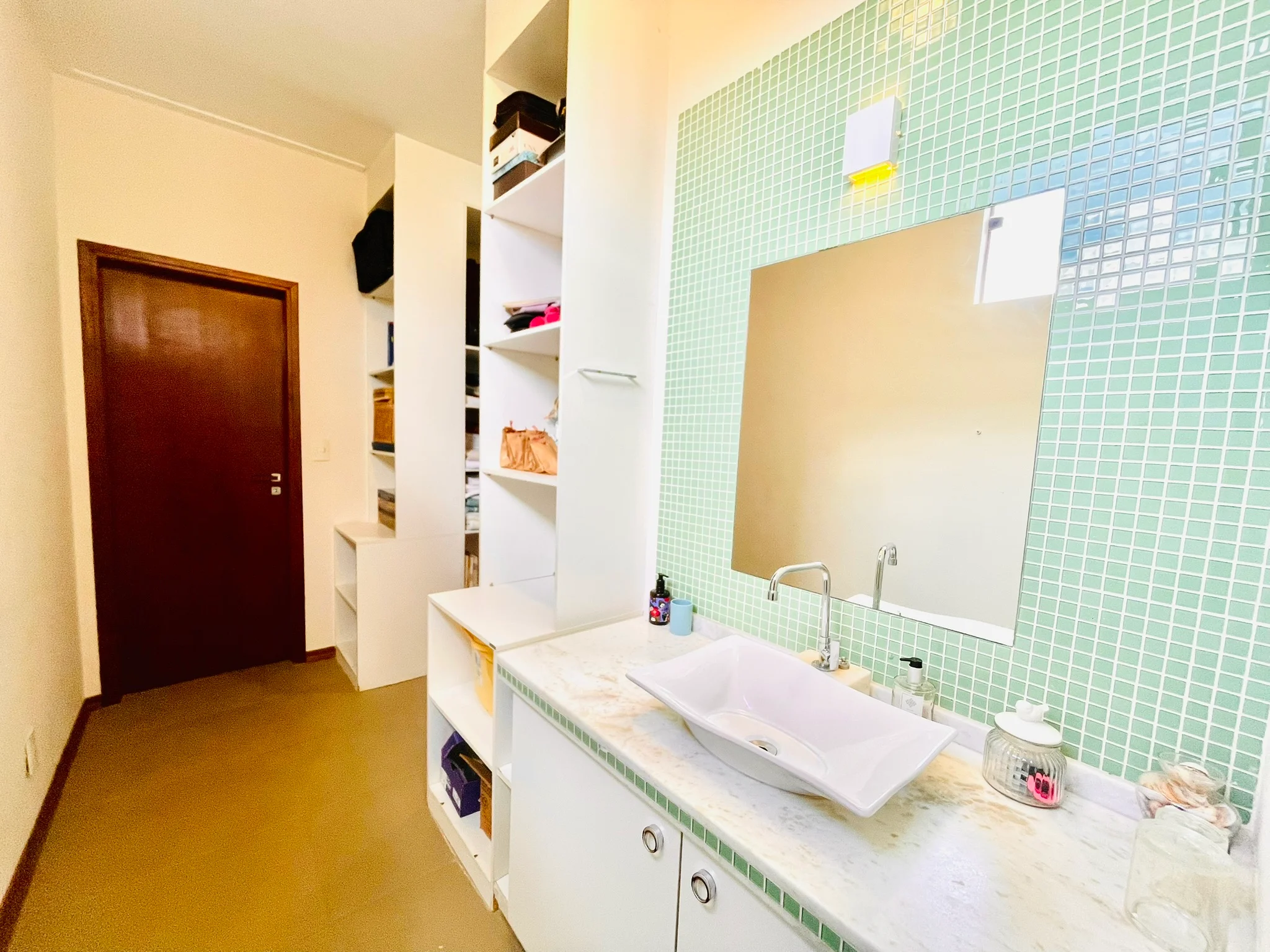 Casa com 3 dormitórios à venda no Condomínio Real Ville em Pindamonhangaba/SP