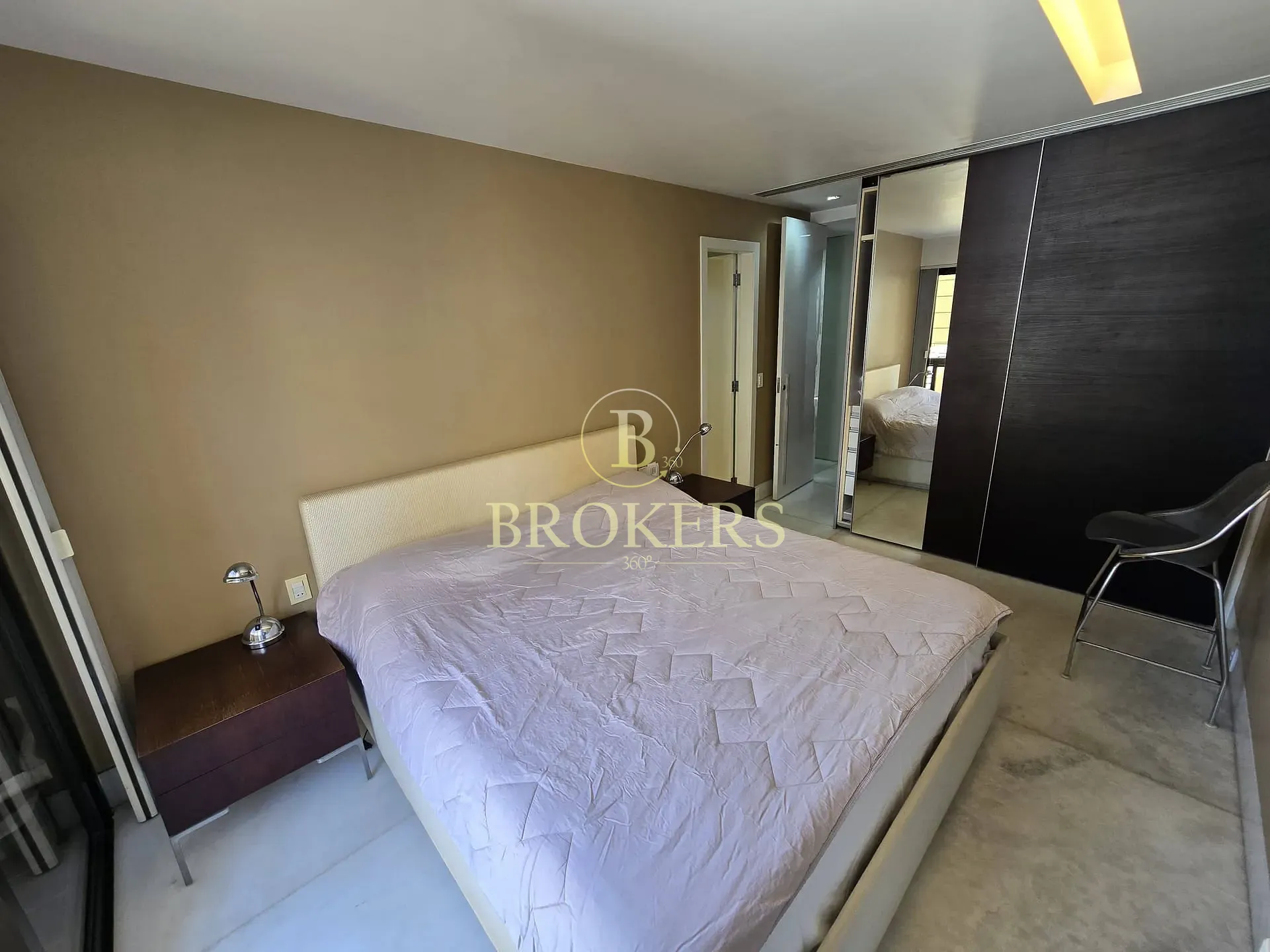 Apartamento vista mar para locação, Ipanema, Varanda, 2 quartos / 1 suíte - 2 vagas - 90m²