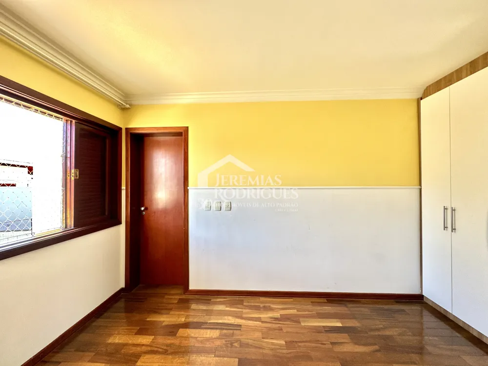 Casa com 4 quartos, 617 m² - Condomínio Taubaté Village - Taubaté/SP