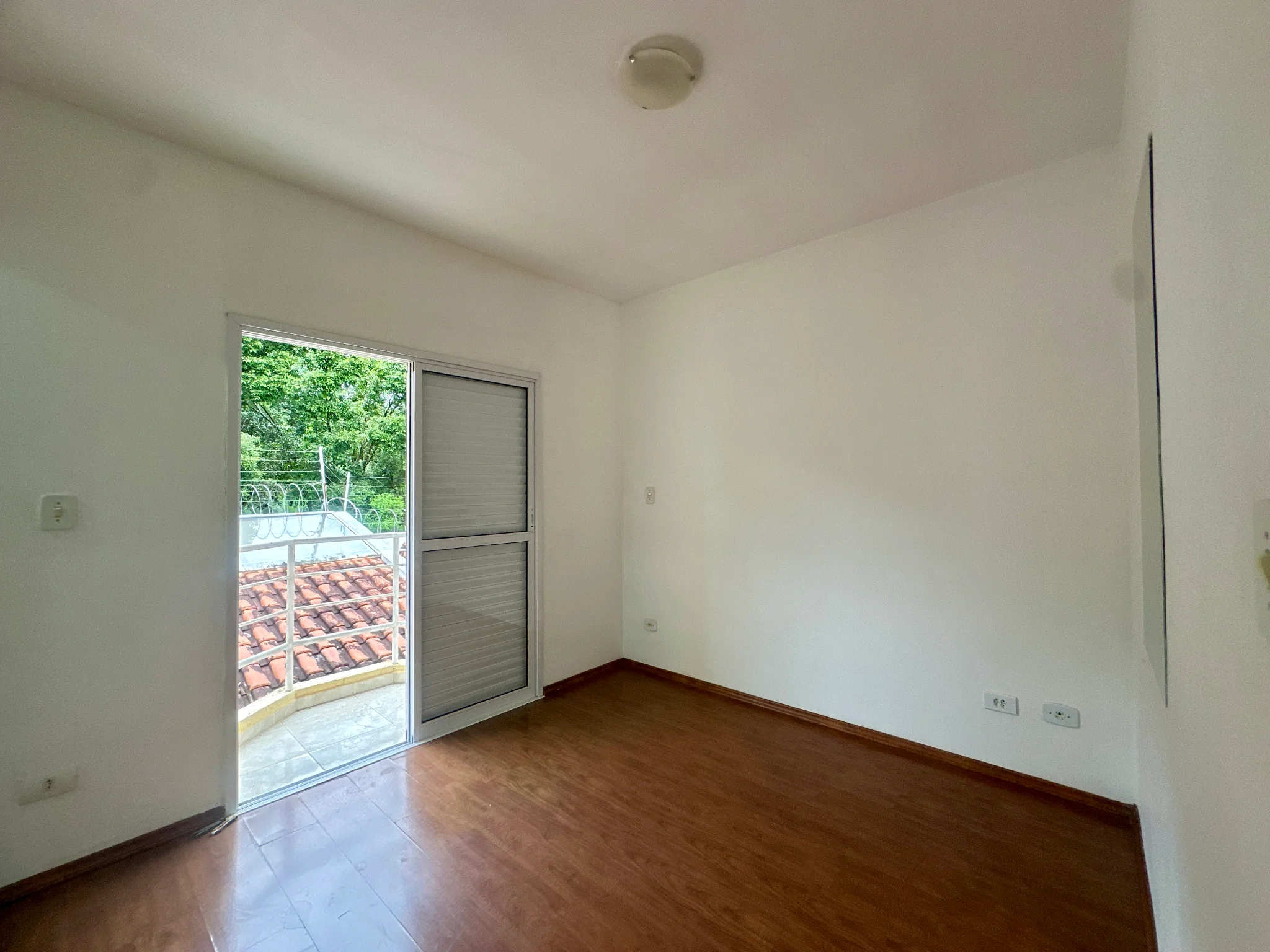 Casa com 3 dormitórios disponível para locação no Condomínio Bosque dos Pássaros em Tremembé/SP