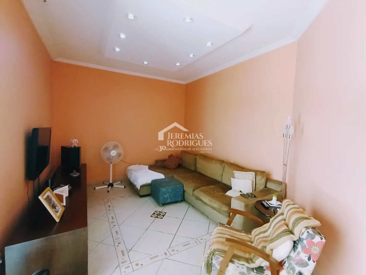 Casa à venda com 4 dormitórios no Condomínio Village Paineiras em Pindamonhangaba/SP