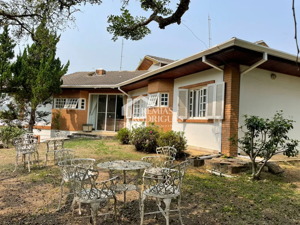 Casa com 6 suítes, 575 m² - Condomínio Quinta das Flores - São José dos Campos/SP.