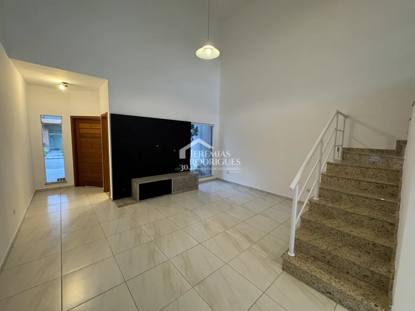 Casa para venda com 3 dormitórios no Condomínio Campos do Conde II Chamboard em Tremembé/SP