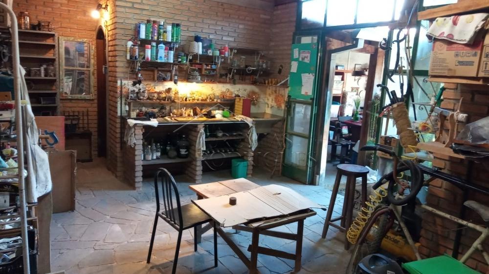 Casa com 3 quartos, 260 m², à venda por R$ 1.200.000- Centro - Taubaté/SP