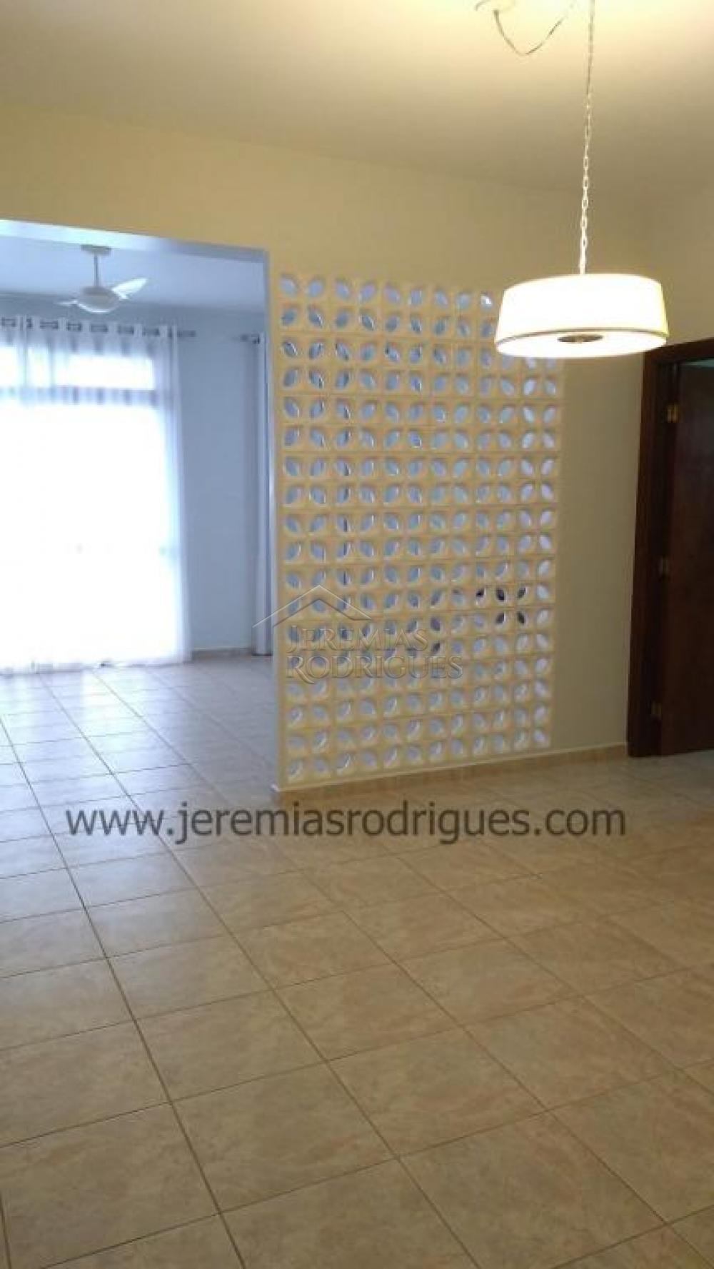 Apartamento à venda com 3 dormitórios, 146 m² no Edifício Olímpia em Taubaté/SP. 