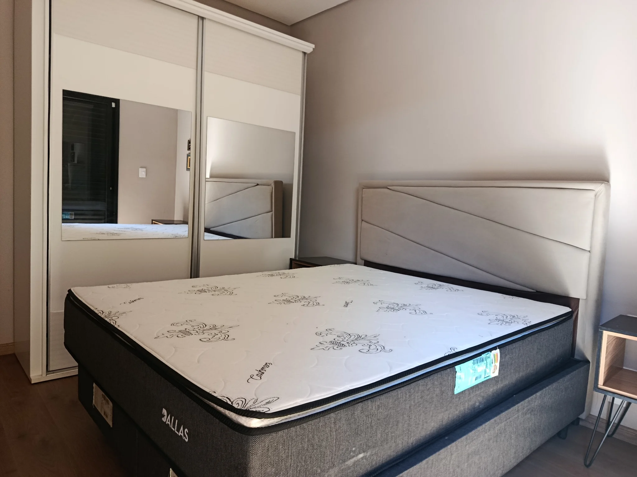 Casa com 8 suítes à venda no Condomínio Allemansratt em Campos do Jordão /SP.