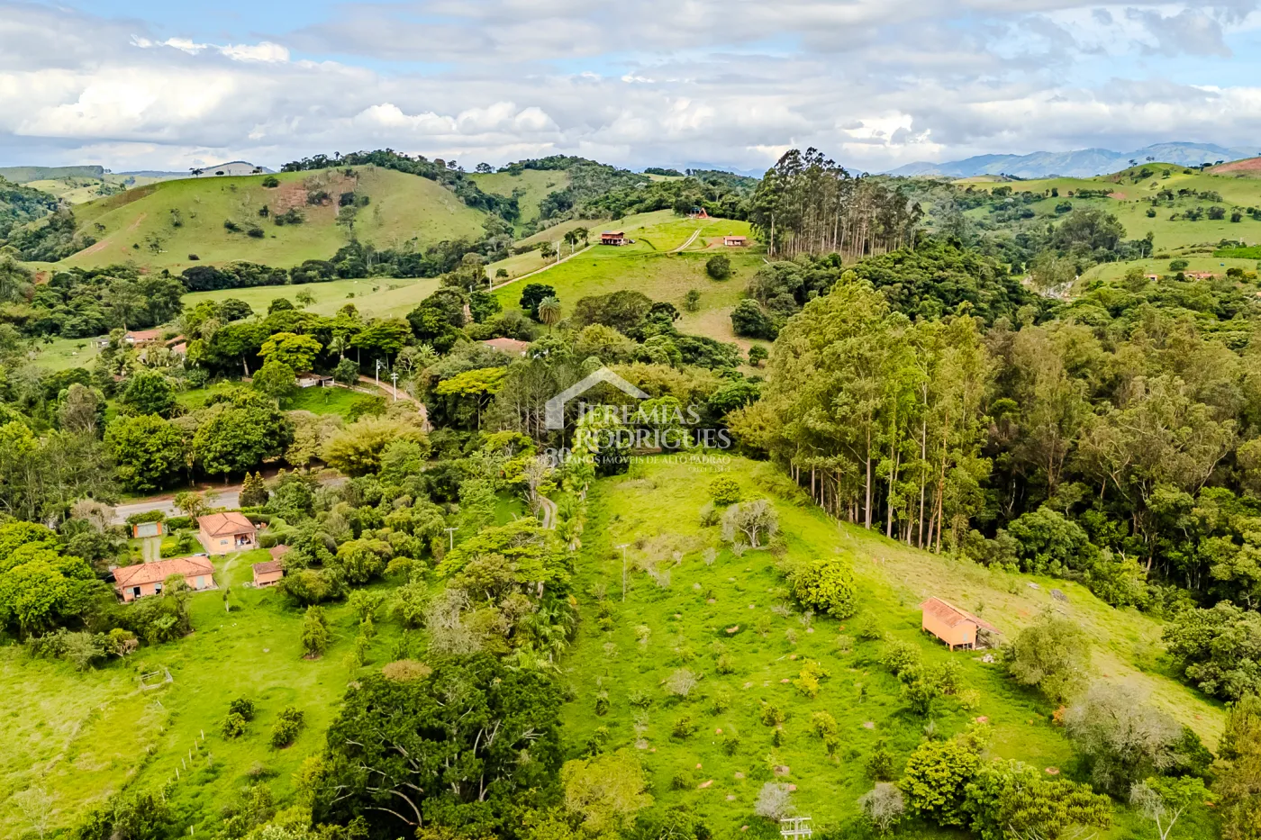 Casa à venda por R$ 6.200.000,00 - Cunha/SP